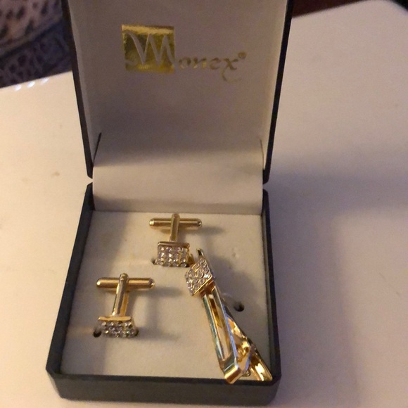 monex Other - tie bar with cuff links gold crystals
